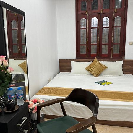 Quynh Moon Homestay Ханой Екстер'єр фото